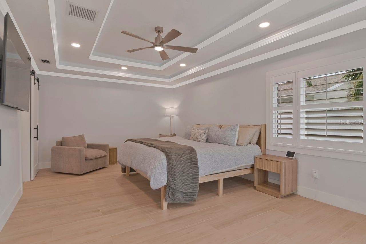 Single Family Residence at 312 WESTWINDS DR, PALM HARBOR, photo 4 of 70