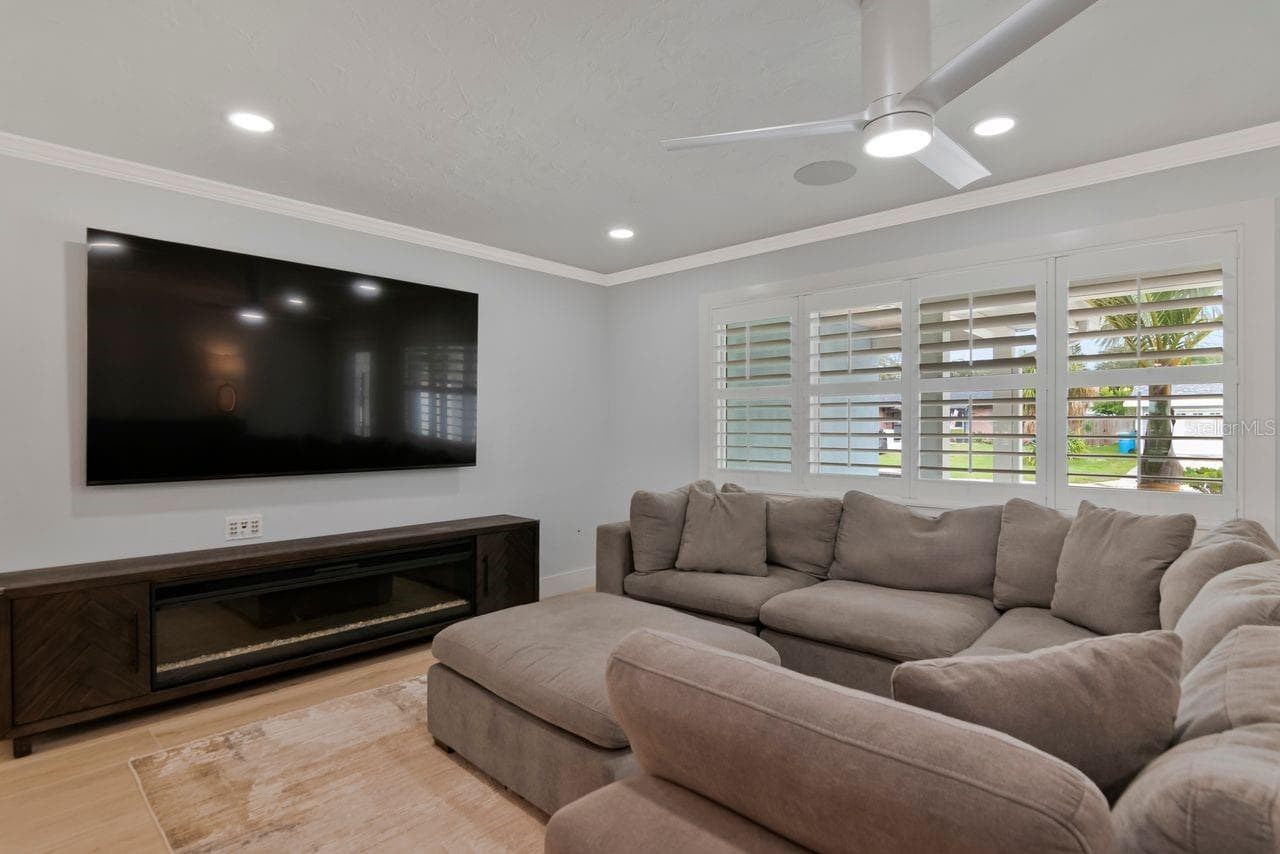 Single Family Residence at 312 WESTWINDS DR, PALM HARBOR, photo 8 of 70