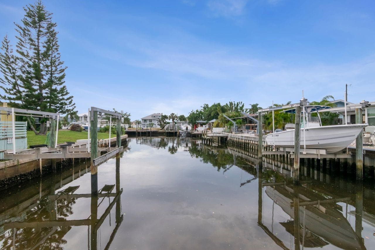Single Family Residence at 312 WESTWINDS DR, PALM HARBOR, photo 10 of 70