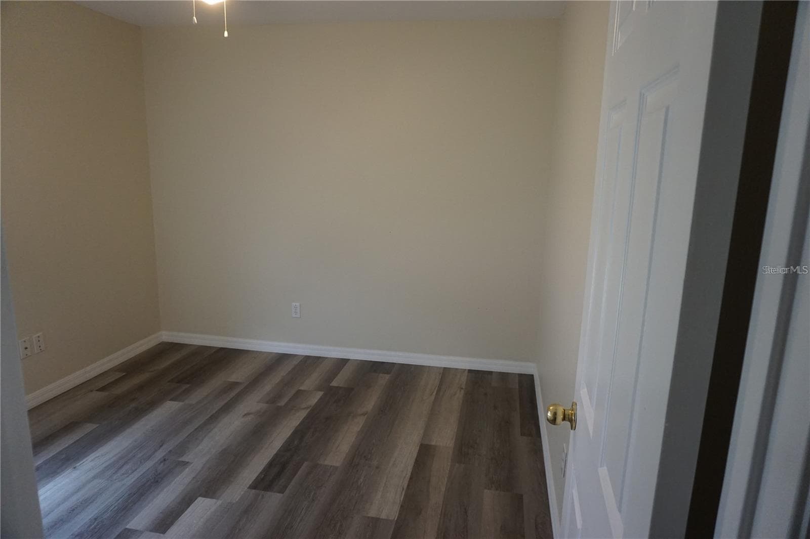 Single Family Residence at 1084 BLUEGRASS DR, GROVELAND, photo 7 of 20