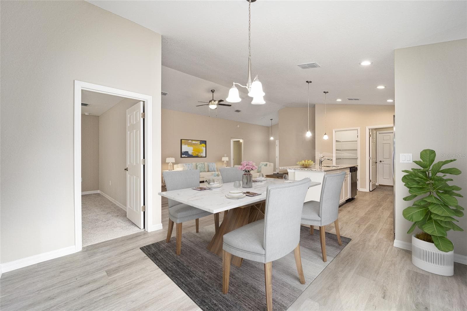 MODEL HOME - 19447 SW 98TH PLACE RD, DUNNELLON