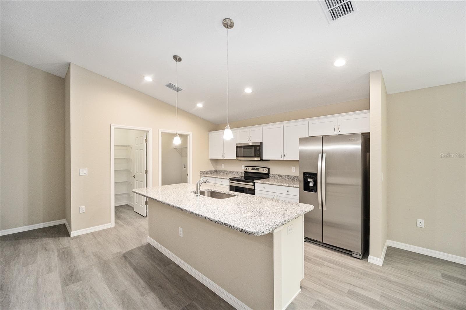 Single Family Residence at 19447 SW 98TH PLACE RD, DUNNELLON, photo 11 of 43