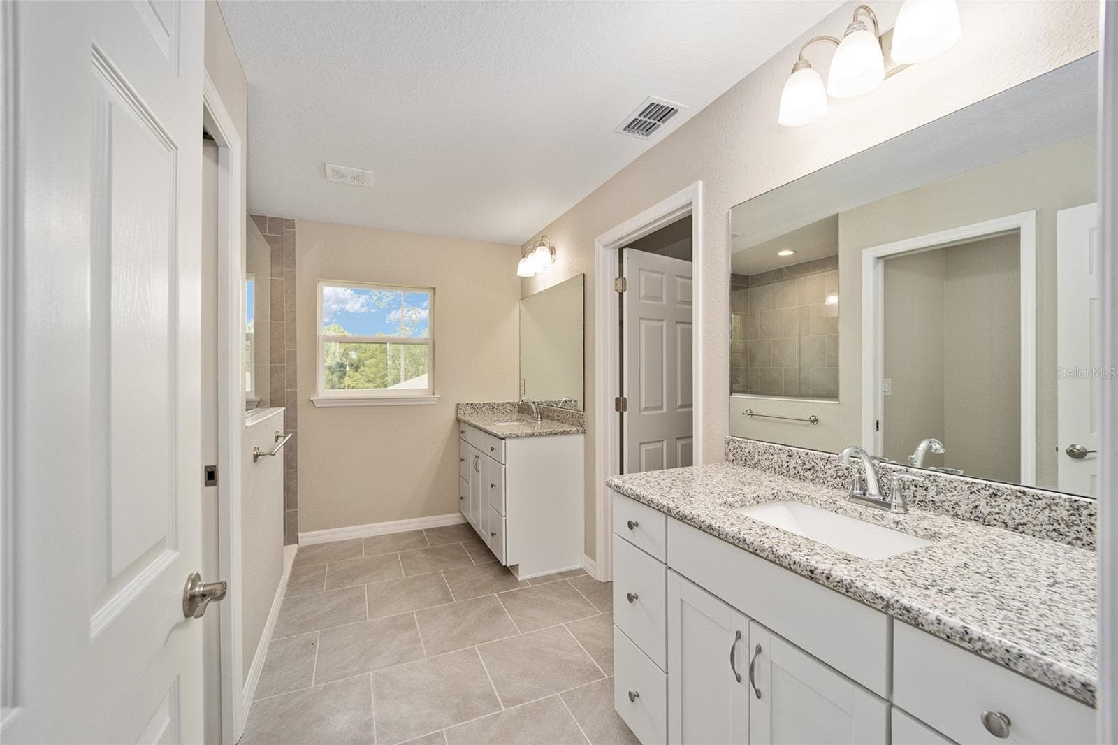 Single Family Residence at 19447 SW 98TH PLACE RD, DUNNELLON, photo 15 of 43