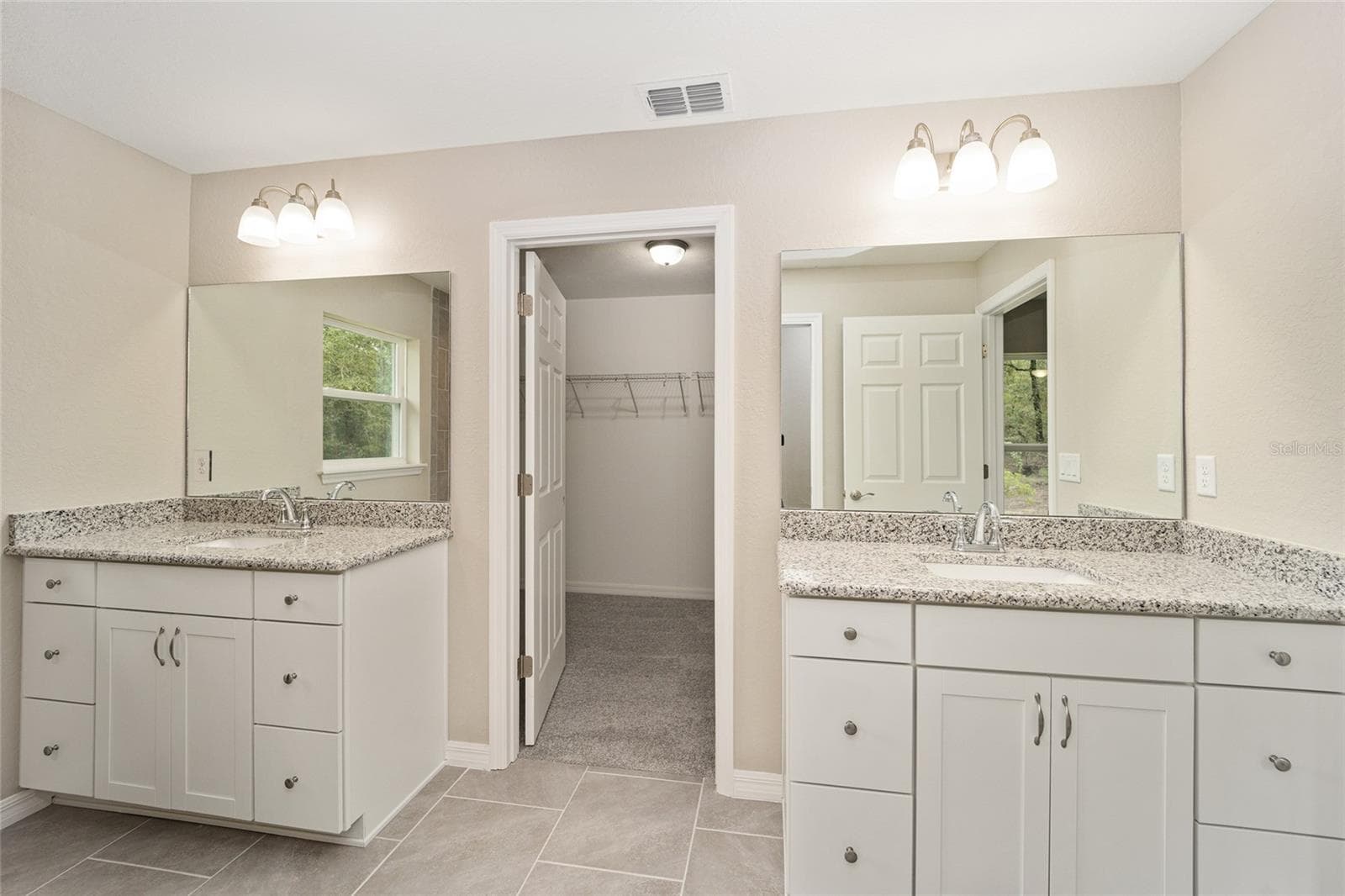 Single Family Residence at 19447 SW 98TH PLACE RD, DUNNELLON, photo 16 of 43