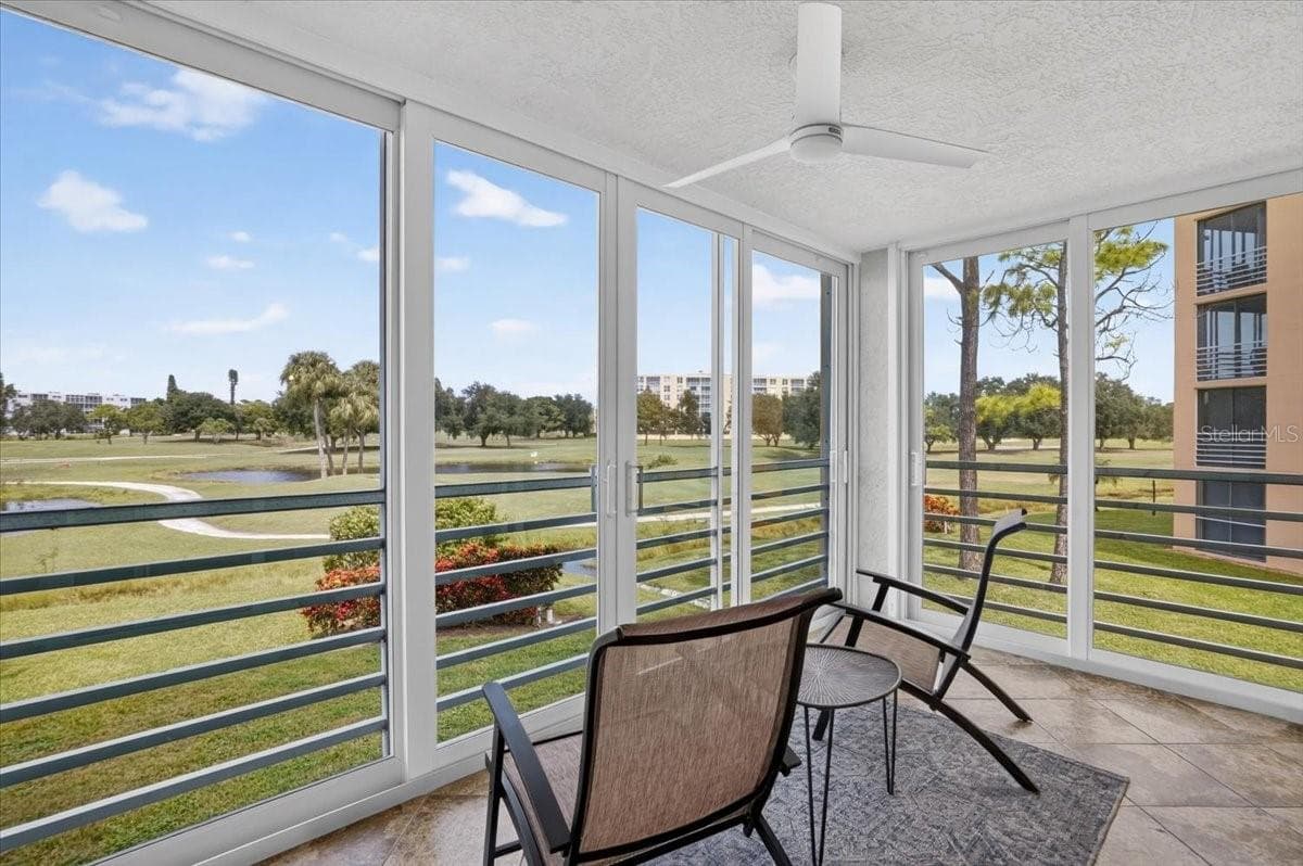 Condominium at 4570 PINEBROOK CIR #208, BRADENTON, photo 4 of 30