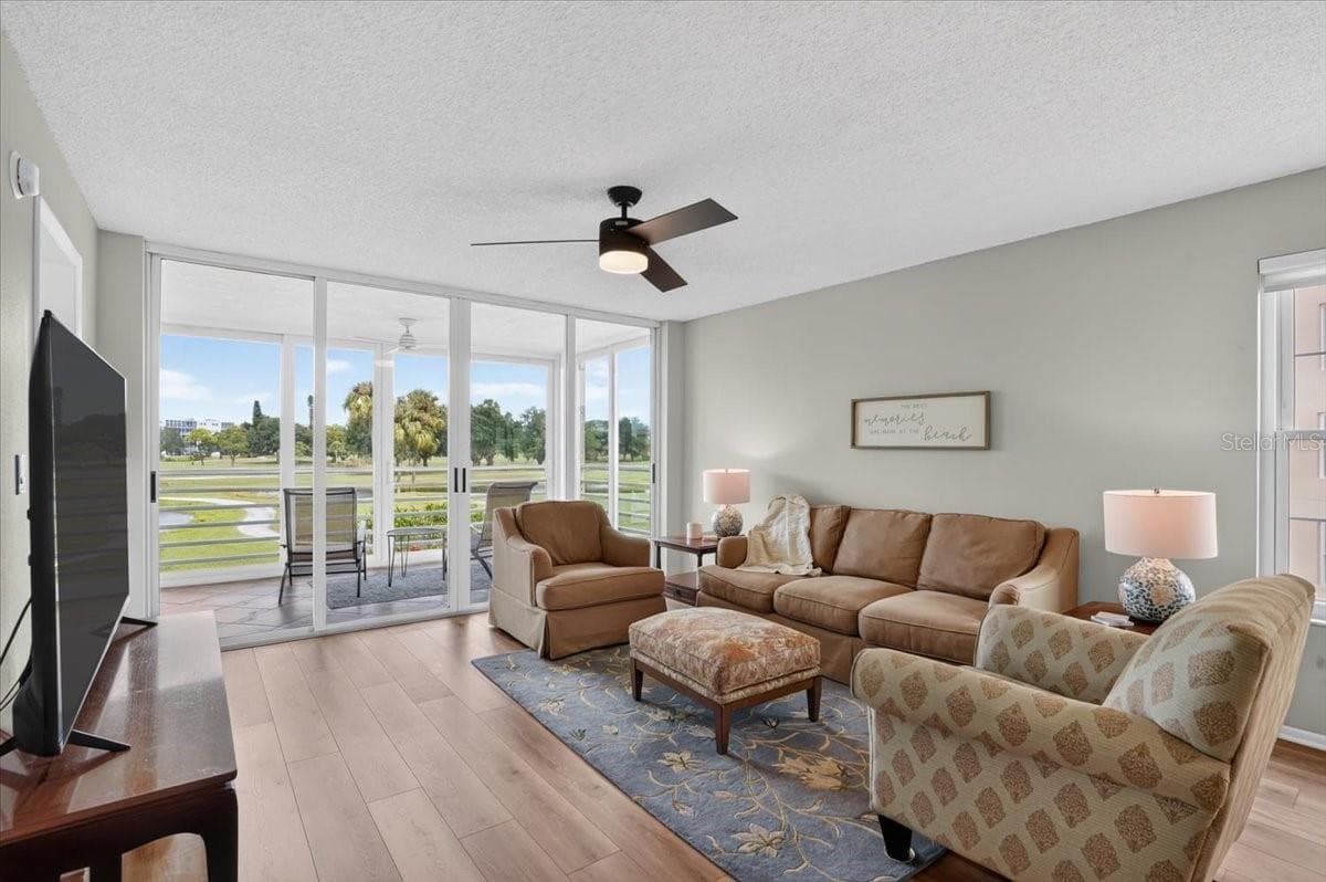 Condominium at 4570 PINEBROOK CIR #208, BRADENTON, photo 5 of 30