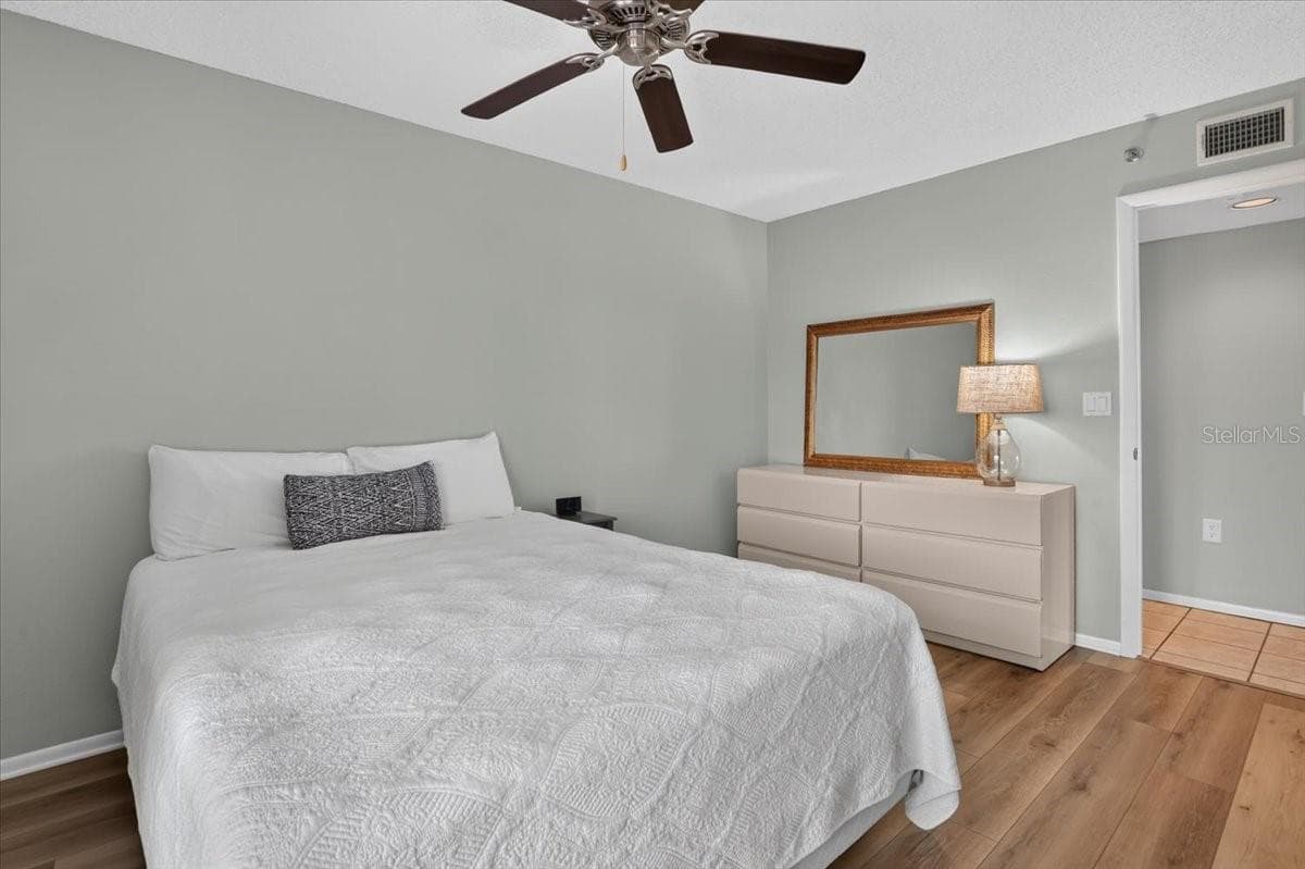Condominium at 4570 PINEBROOK CIR #208, BRADENTON, photo 17 of 30