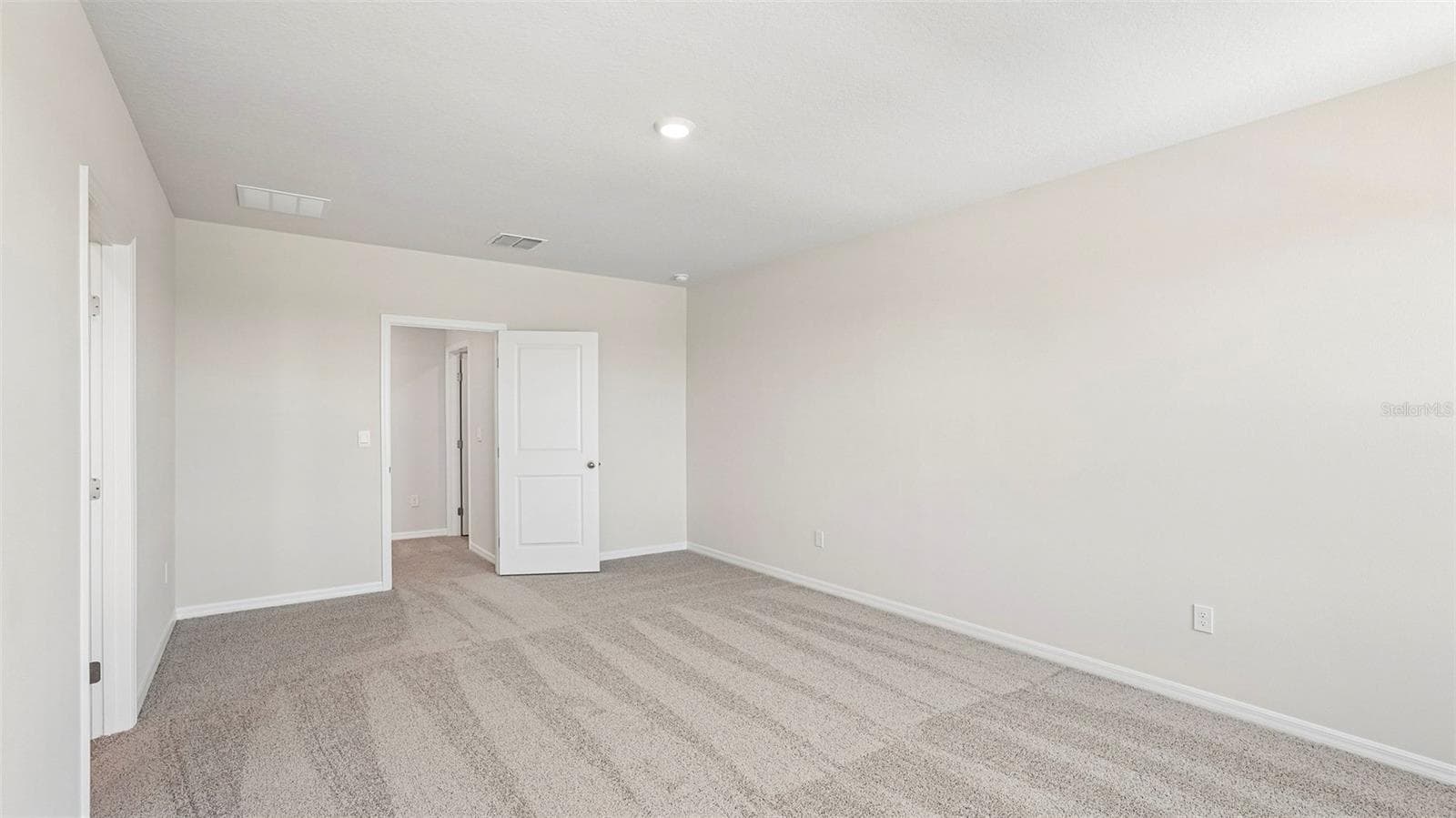 Single Family Residence at 11912 MOUNTAIN ISLAND TRL, PARRISH, photo 16 of 47