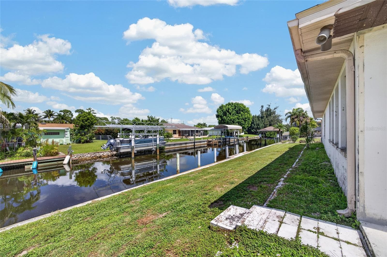 Single Family Residence at 300 TARPON WAY, PUNTA GORDA, photo 33 of 36