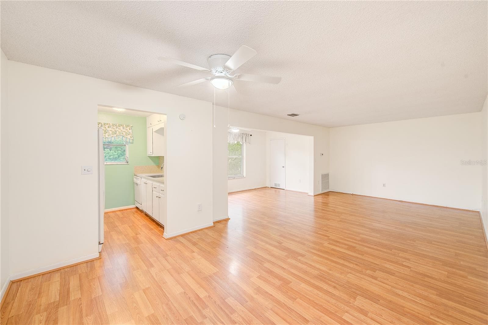 Condominium at 5660 80TH ST N #C305, ST PETERSBURG, photo 3 of 24