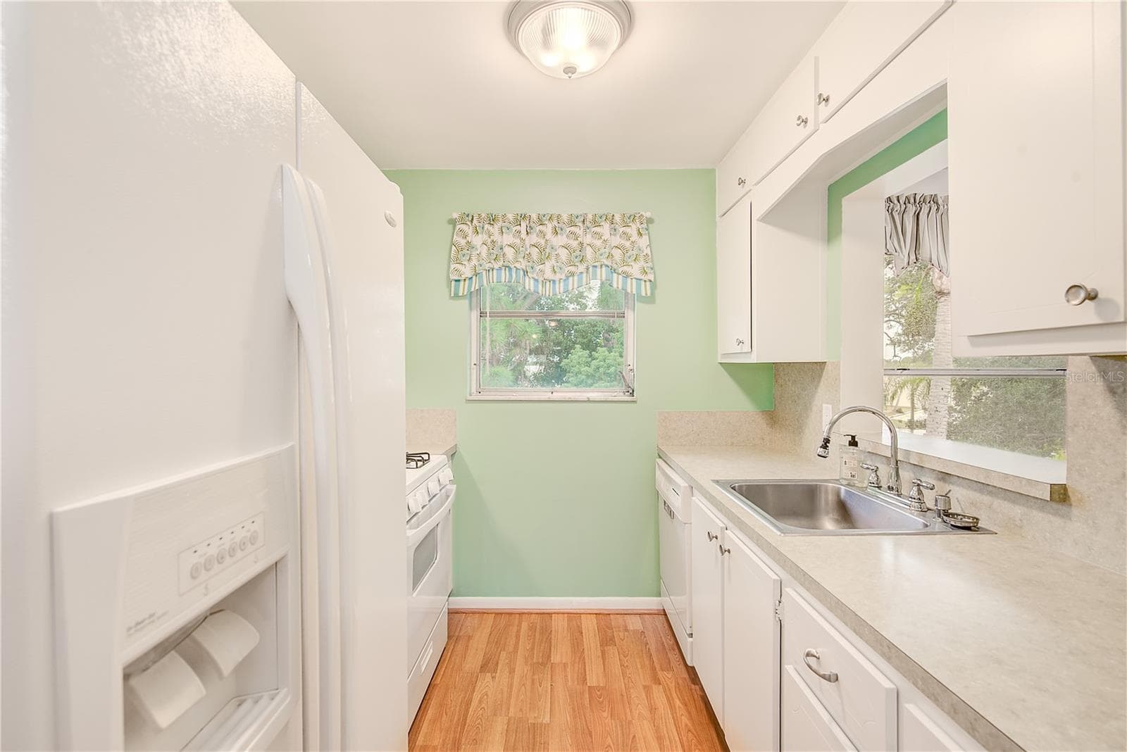 Condominium at 5660 80TH ST N #C305, ST PETERSBURG, photo 7 of 24