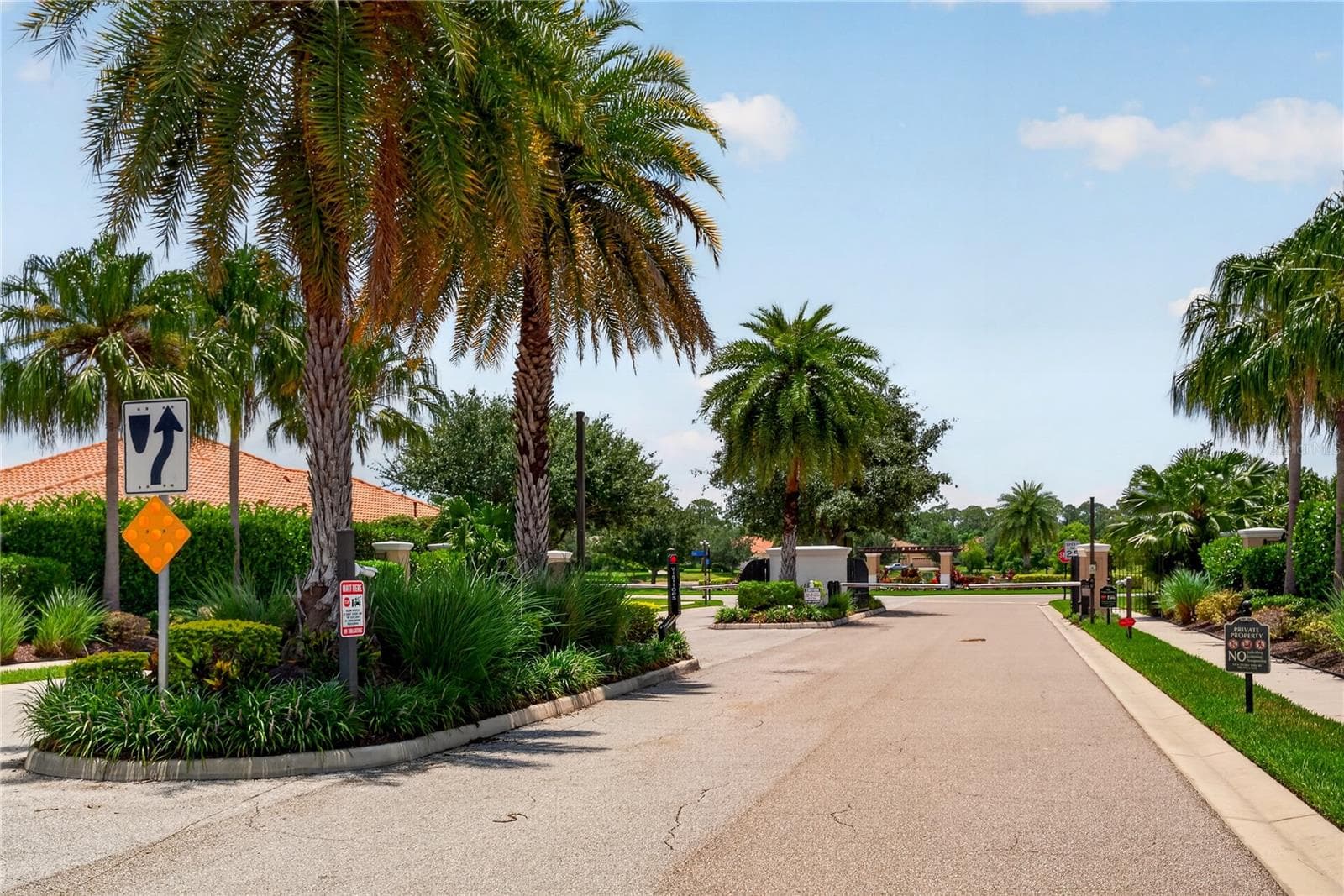Single Family Residence at 8276 LARKSPUR CIR, SARASOTA, photo 39 of 39