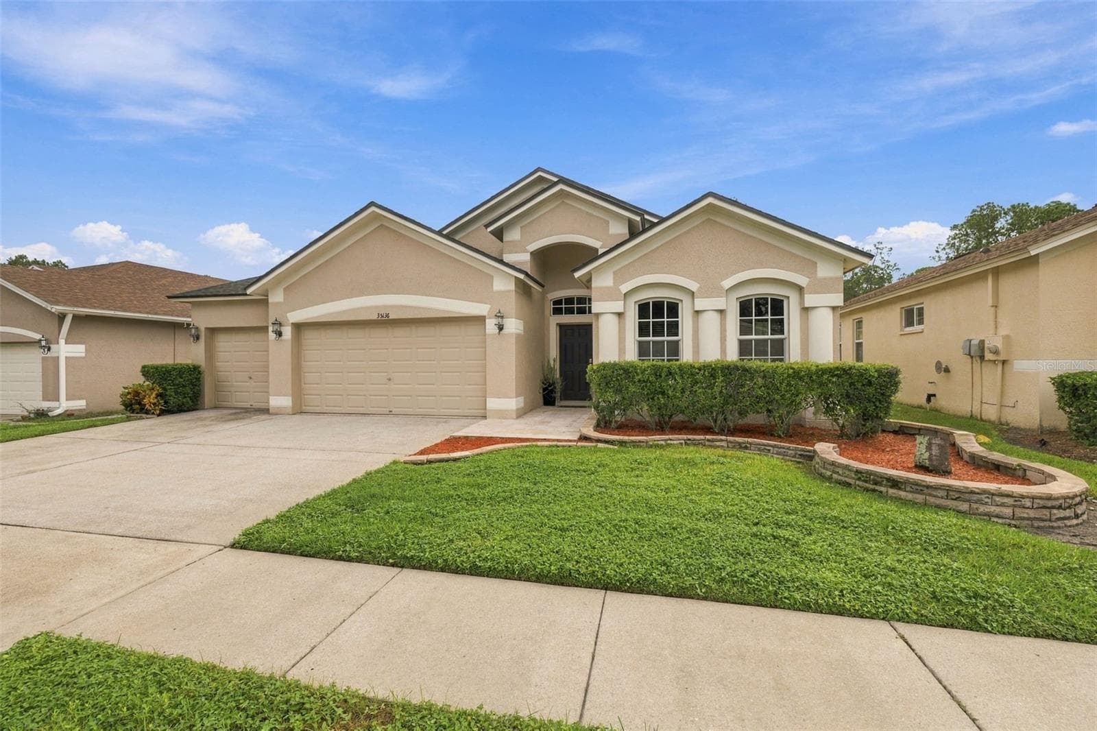 35136 DEERFIELD OAKS DR