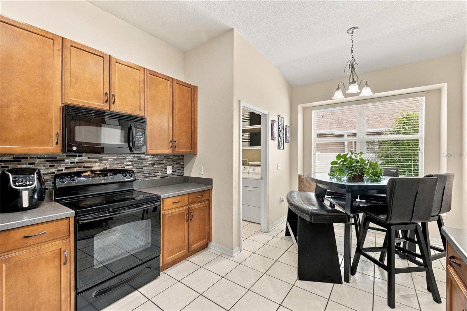 Single Family Residence at 35136 DEERFIELD OAKS DR, ZEPHYRHILLS, photo 8 of 52