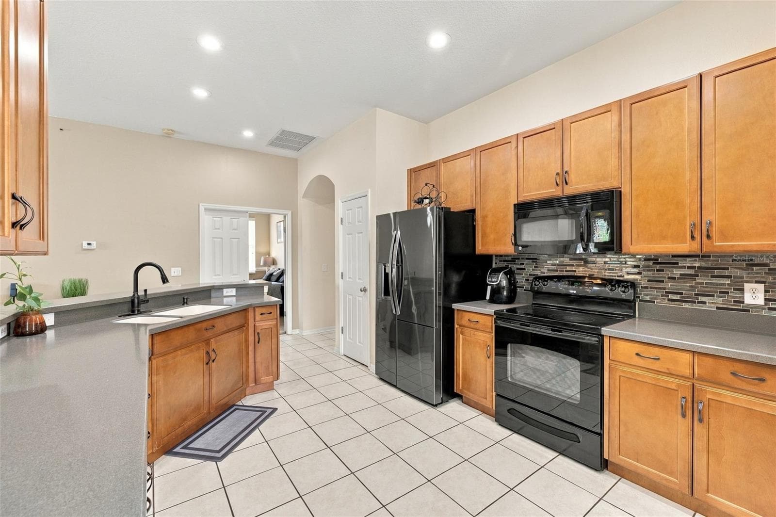 Single Family Residence at 35136 DEERFIELD OAKS DR, ZEPHYRHILLS, photo 11 of 52