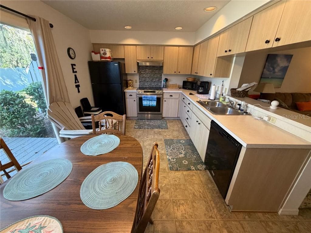 Condominium at 11035 W Harbor Watch LOOP, CRYSTALRIVER FL 34428, Crystal River, photo 7 of 50