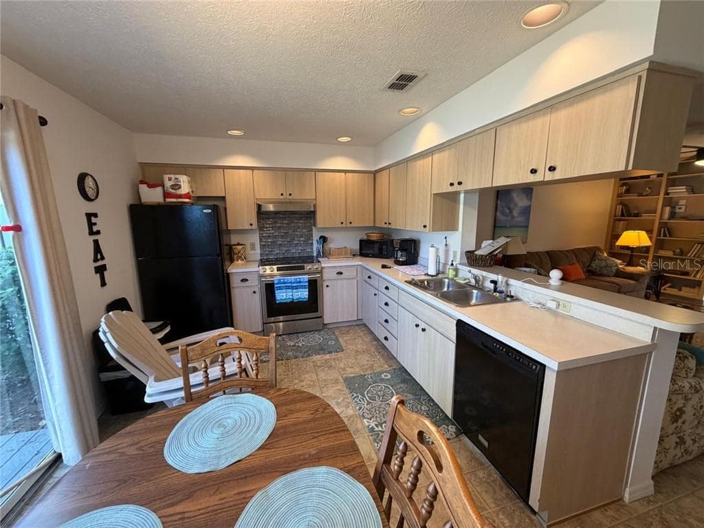 Condominium at 11035 W Harbor Watch LOOP, CRYSTALRIVER FL 34428, Crystal River, photo 12 of 50