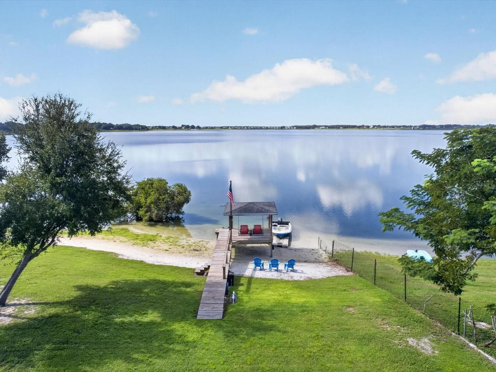 looking toward dock - 1380 EAGLE AVE E, EAGLE LAKE