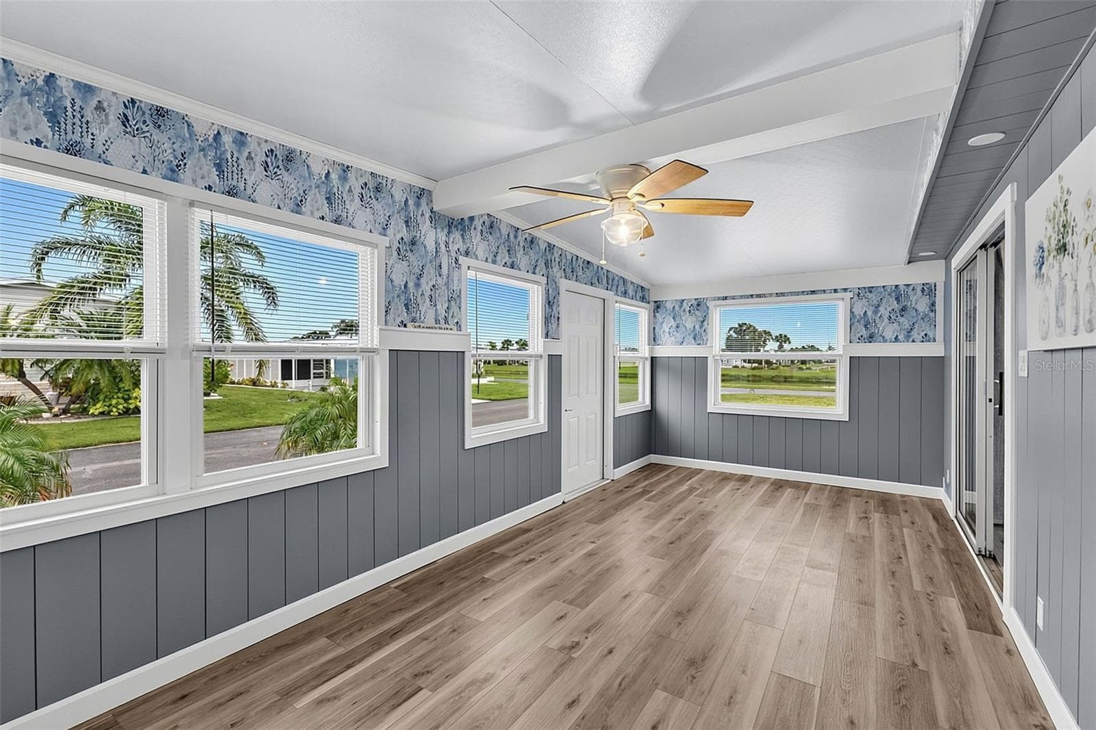 Manufactured Home at 403 VIVAR, NORTH PORT, photo 18 of 43