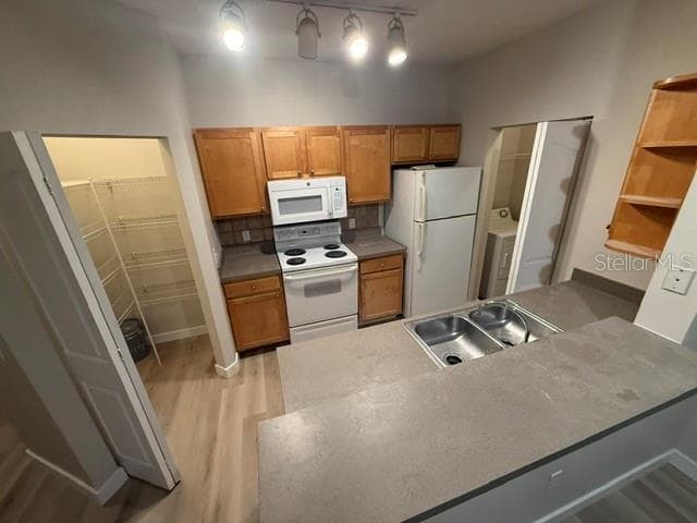 Condominium at 4207 S DALE MABRY HWY #11201, TAMPA, photo 5 of 26
