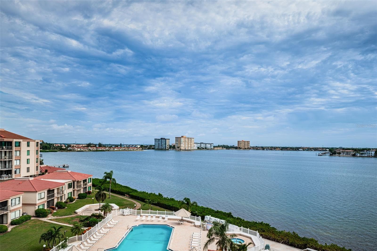 Condominium at 6322 PALMA DEL MAR BLVD S #606, ST PETERSBURG, photo 2 of 23