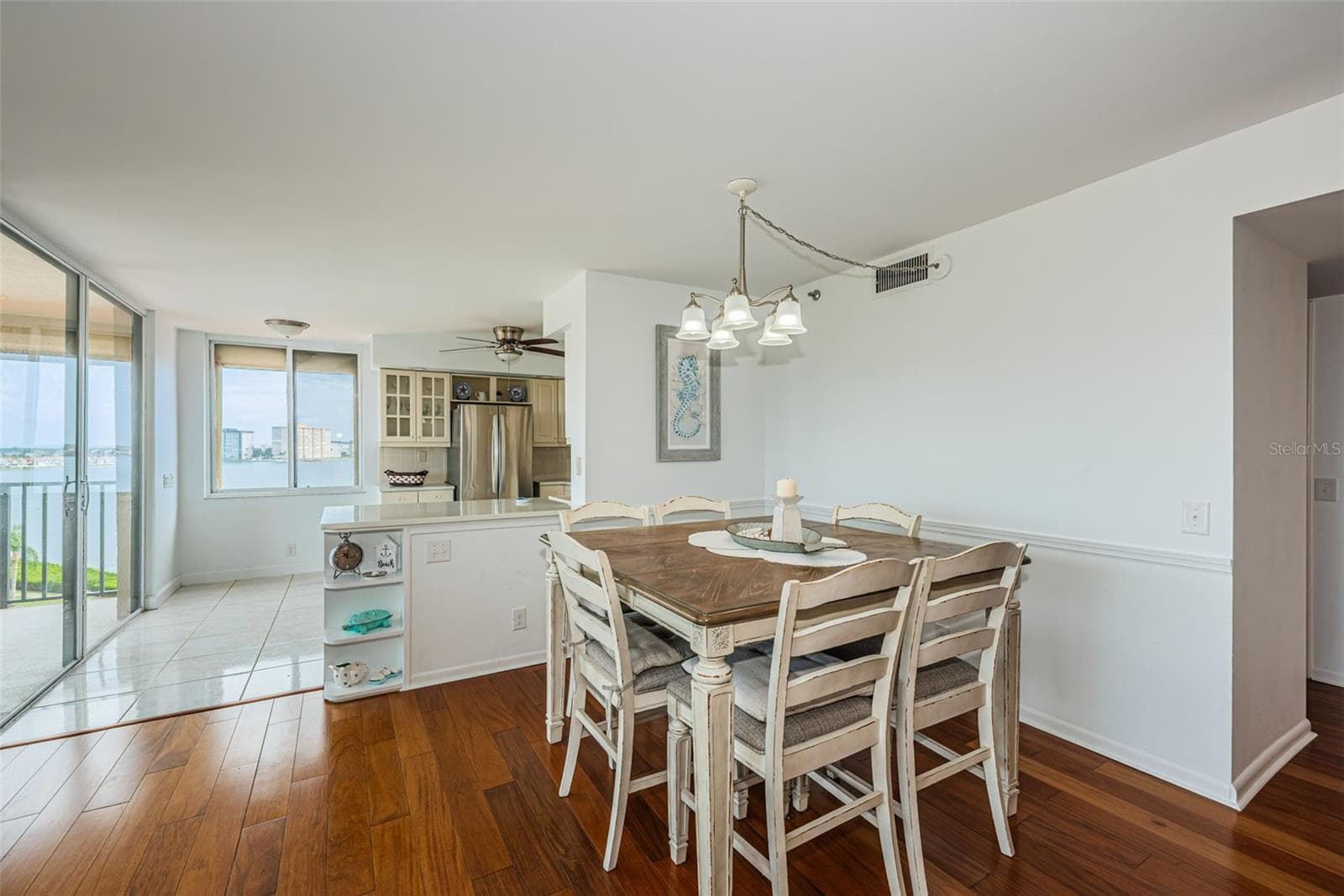 Condominium at 6322 PALMA DEL MAR BLVD S #606, ST PETERSBURG, photo 7 of 23