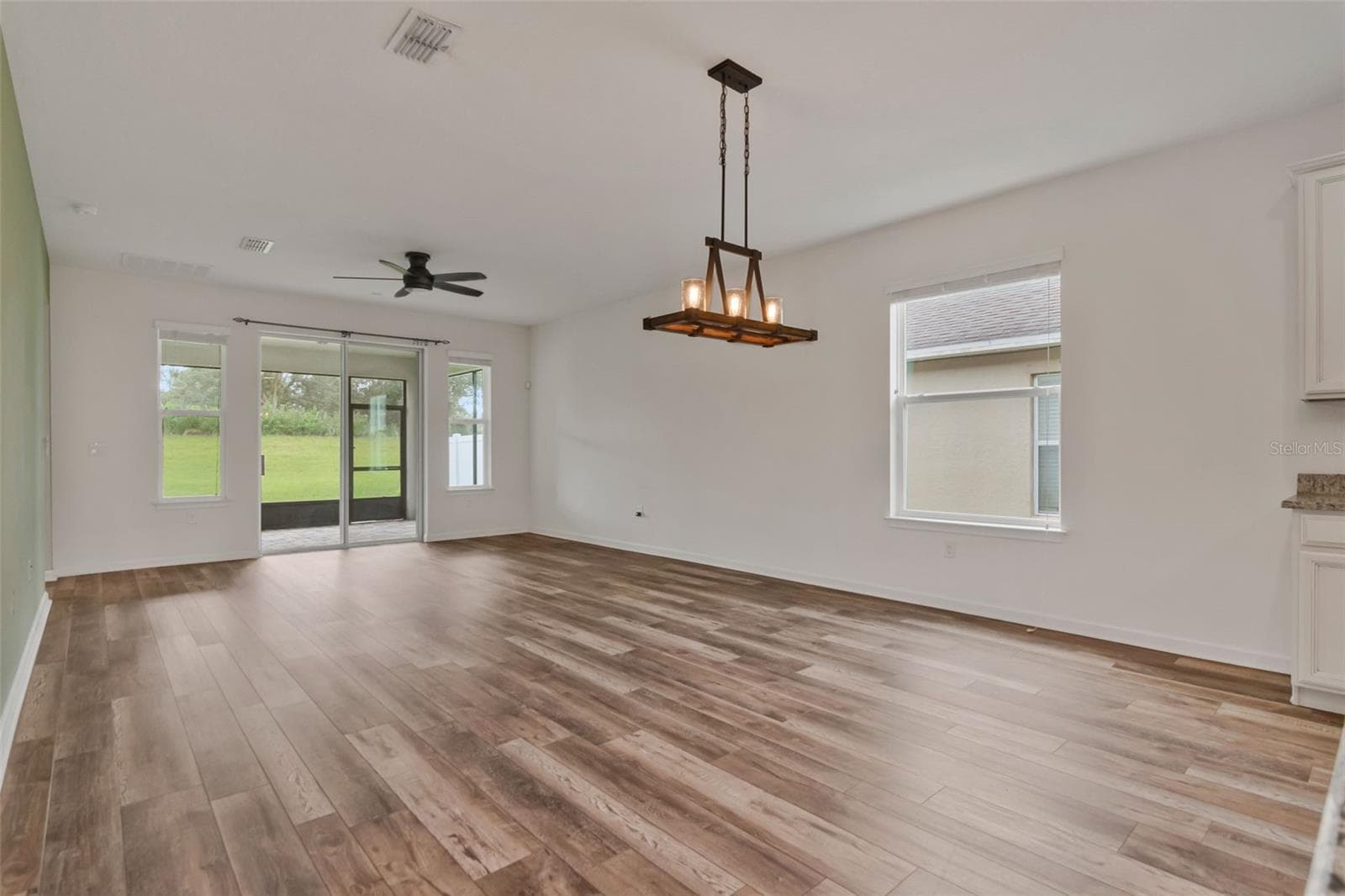 Single Family Residence at 12319 EAGLE SWOOP PL, RIVERVIEW, photo 14 of 43