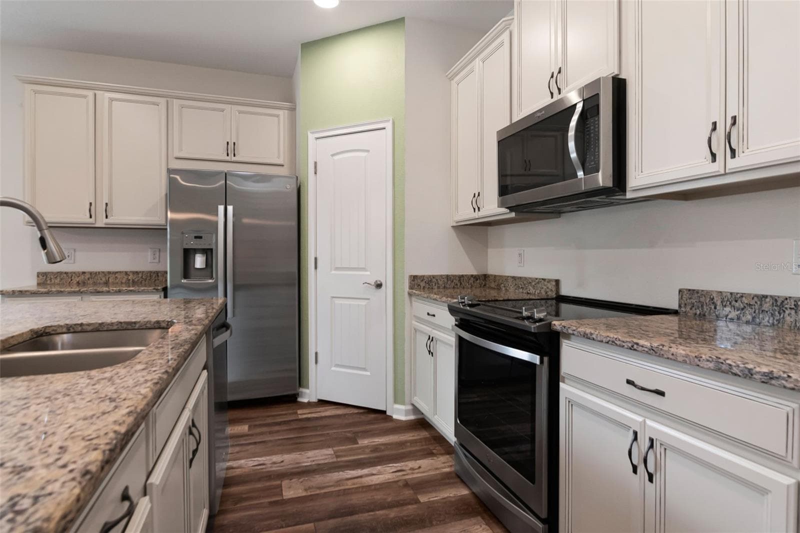 Single Family Residence at 12319 EAGLE SWOOP PL, RIVERVIEW, photo 16 of 43