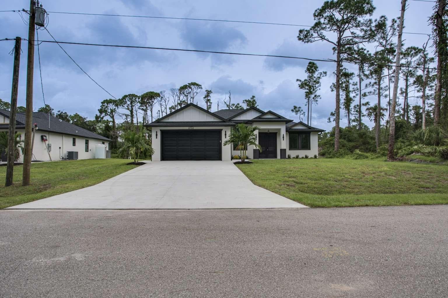 Single Family Residence at 5752 SHAFFER AVE, NORTH PORT, photo 4 of 39