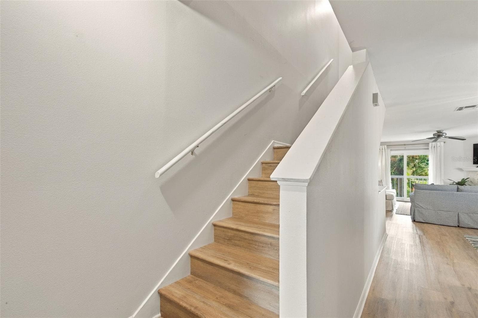 Townhouse at 405 MADEIRA CIR, TIERRA VERDE, photo 25 of 51