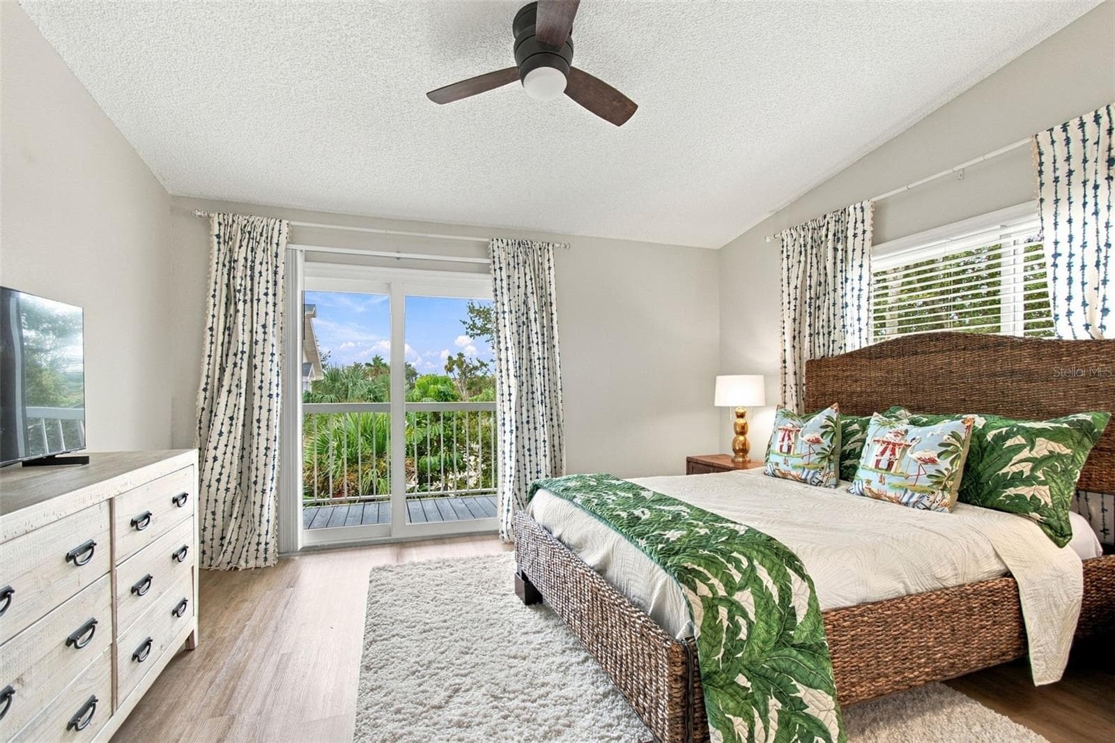 Townhouse at 405 MADEIRA CIR, TIERRA VERDE, photo 26 of 51
