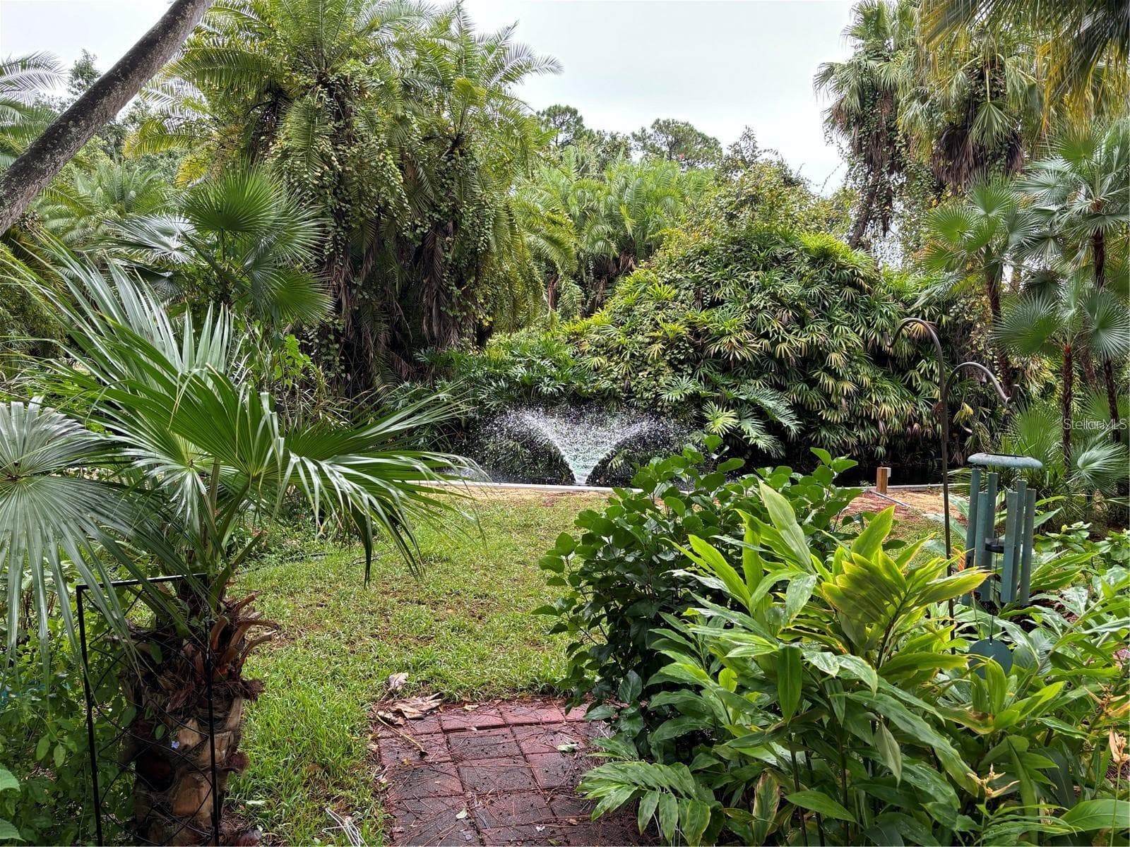 Lagoon/ Estuary Fountain - 200 EL CAMINO DR #102, WINTER HAVEN