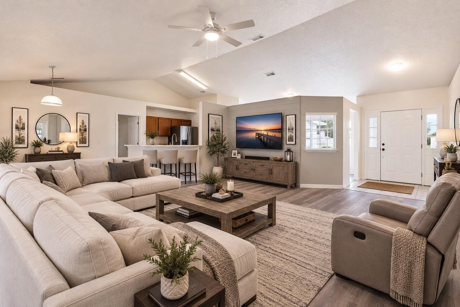 virtually staged - 630 PARK VALLEY CIR, MINNEOLA
