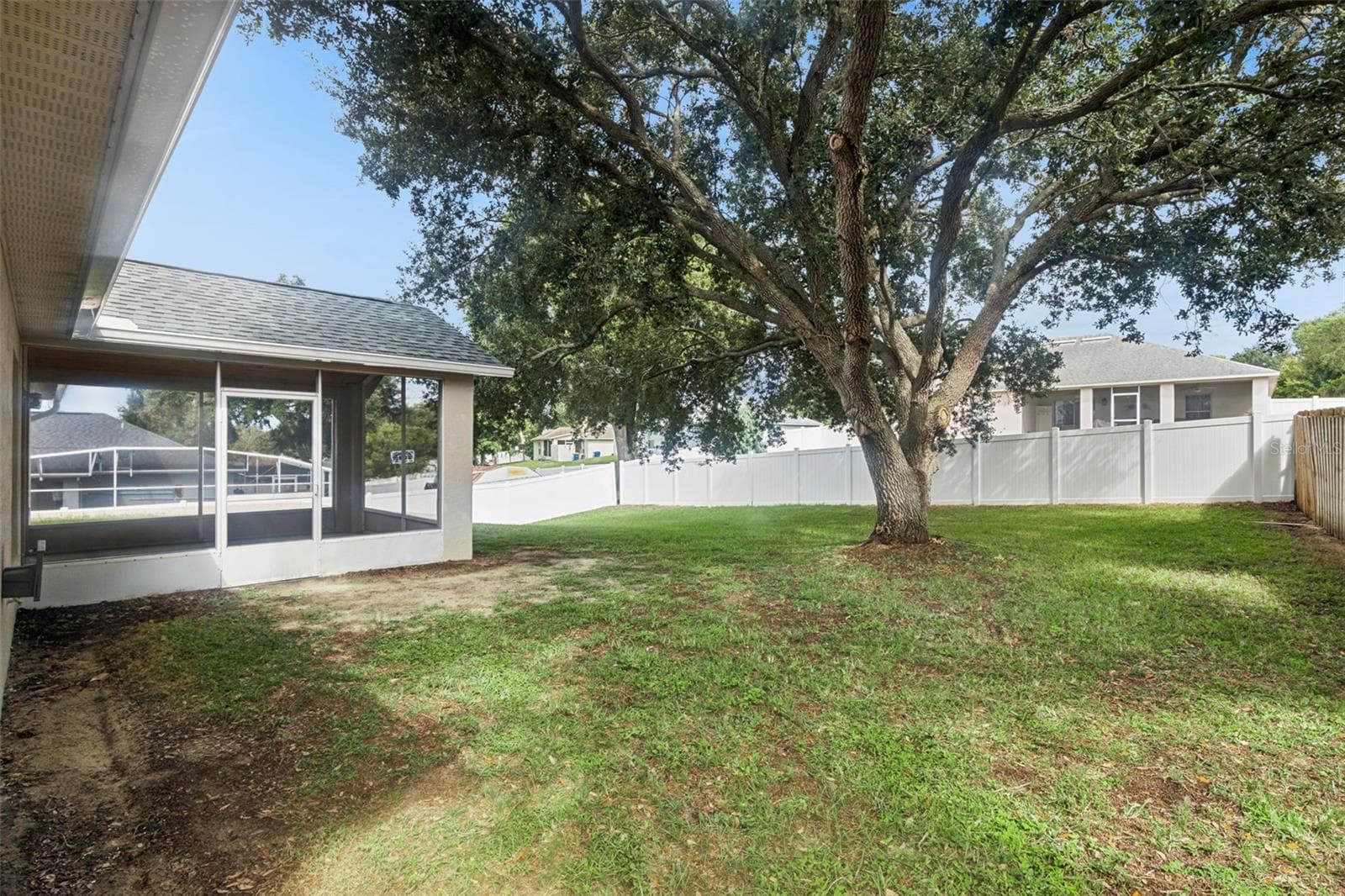 Single Family Residence at 630 PARK VALLEY CIR, MINNEOLA, photo 41 of 49