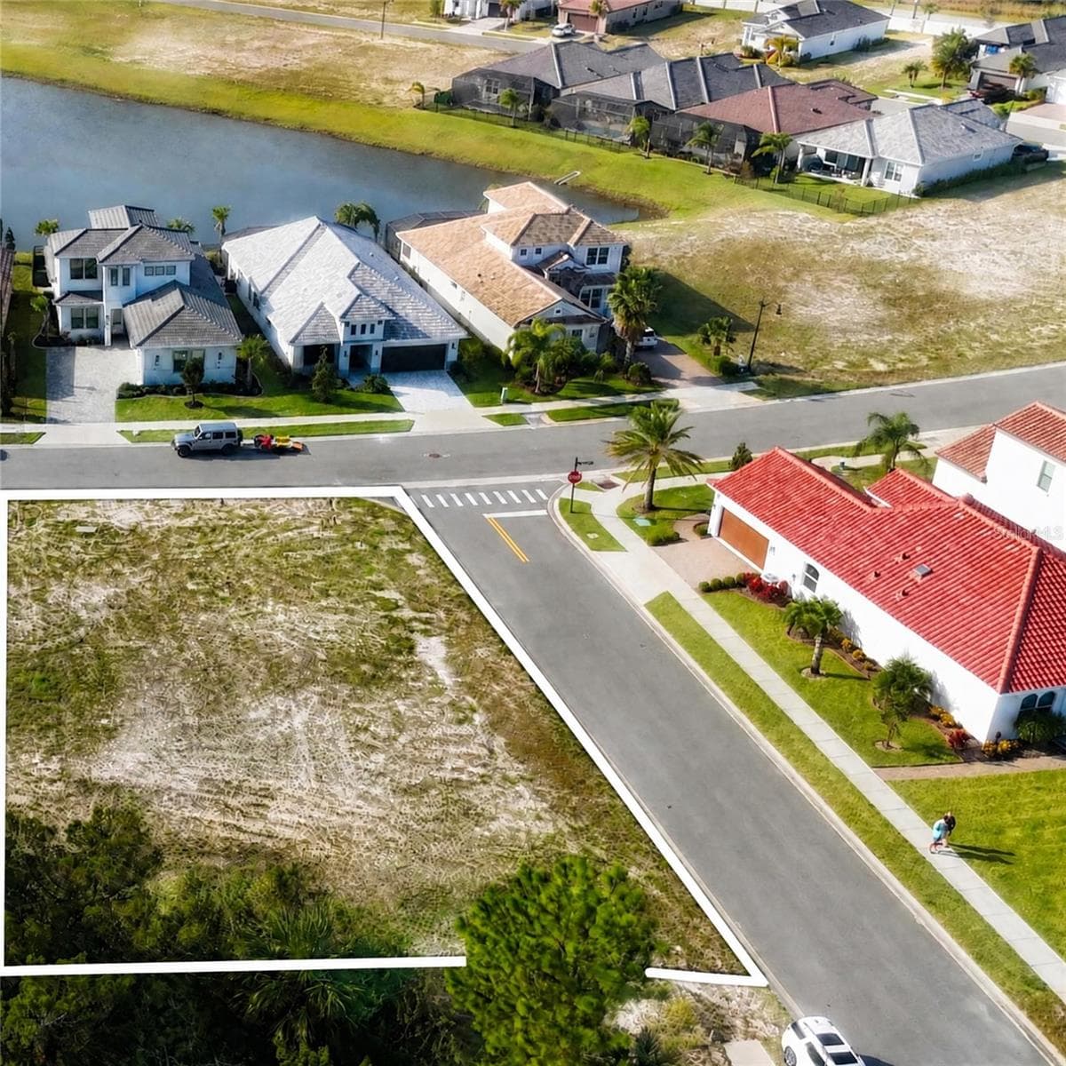 112 DEL PALMA DR