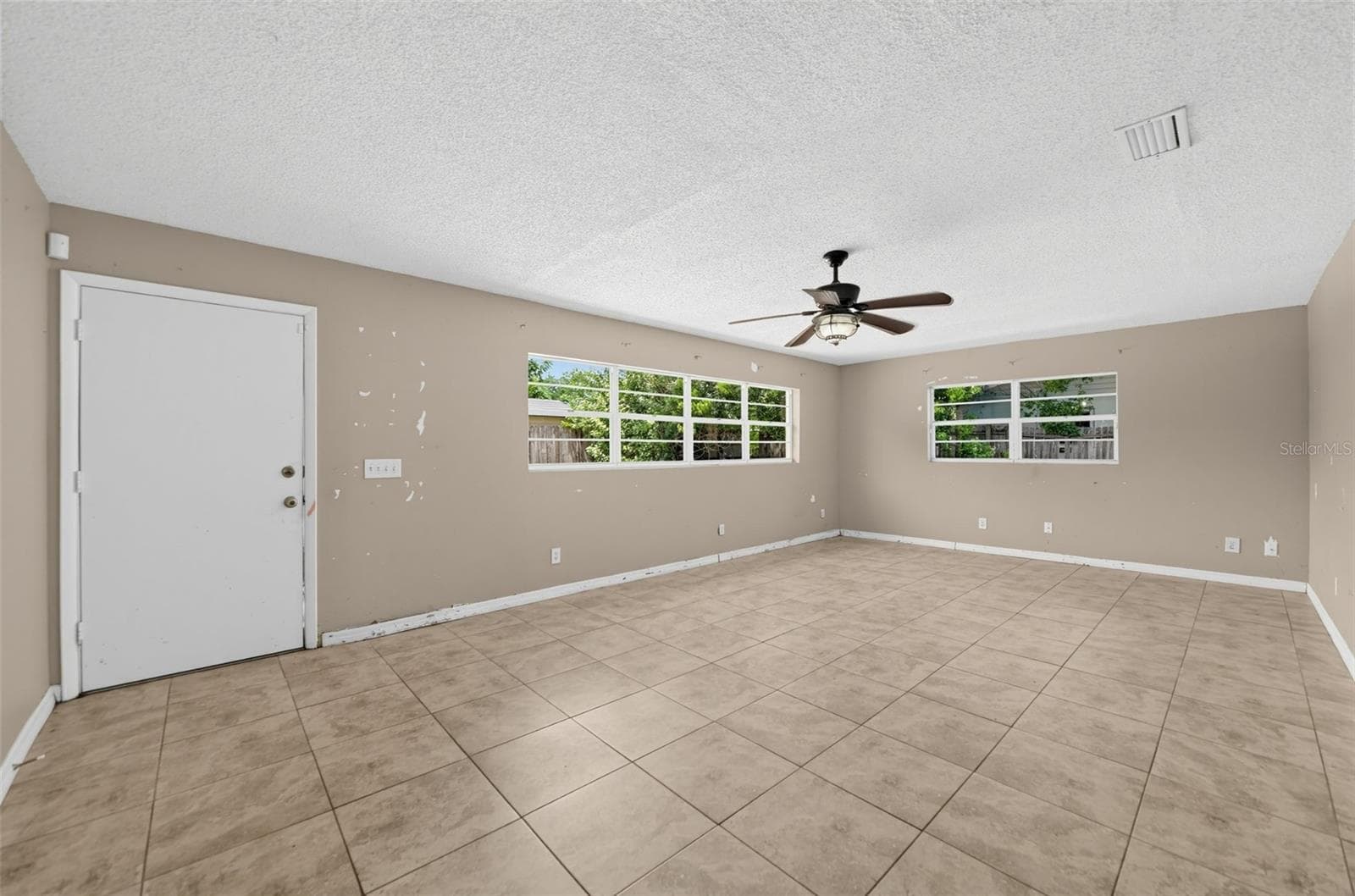 Single Family Residence at 377 BRITTANY CIR, CASSELBERRY, photo 4 of 30