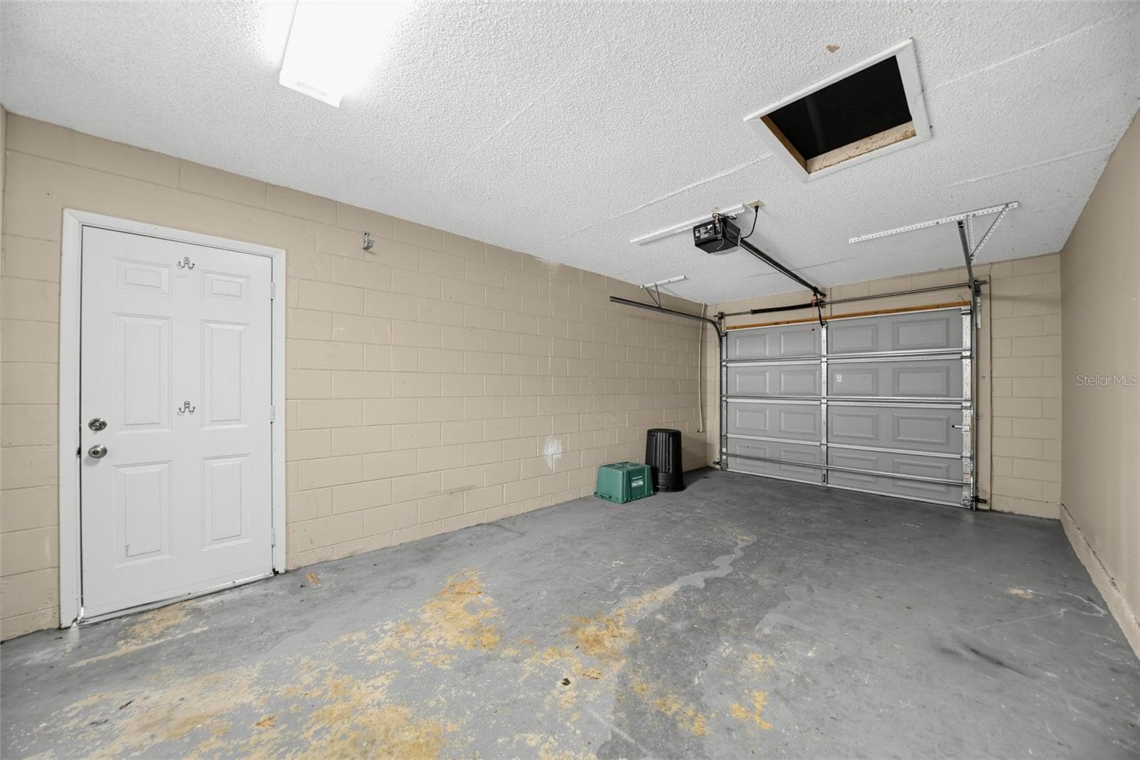 Single Family Residence at 377 BRITTANY CIR, CASSELBERRY, photo 5 of 30