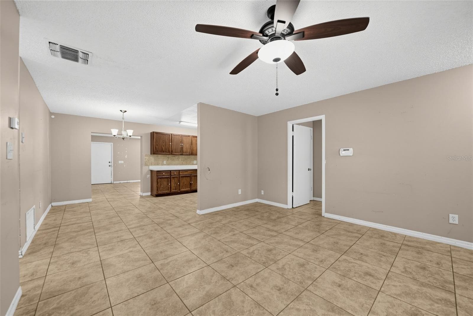 Single Family Residence at 377 BRITTANY CIR, CASSELBERRY, photo 17 of 30
