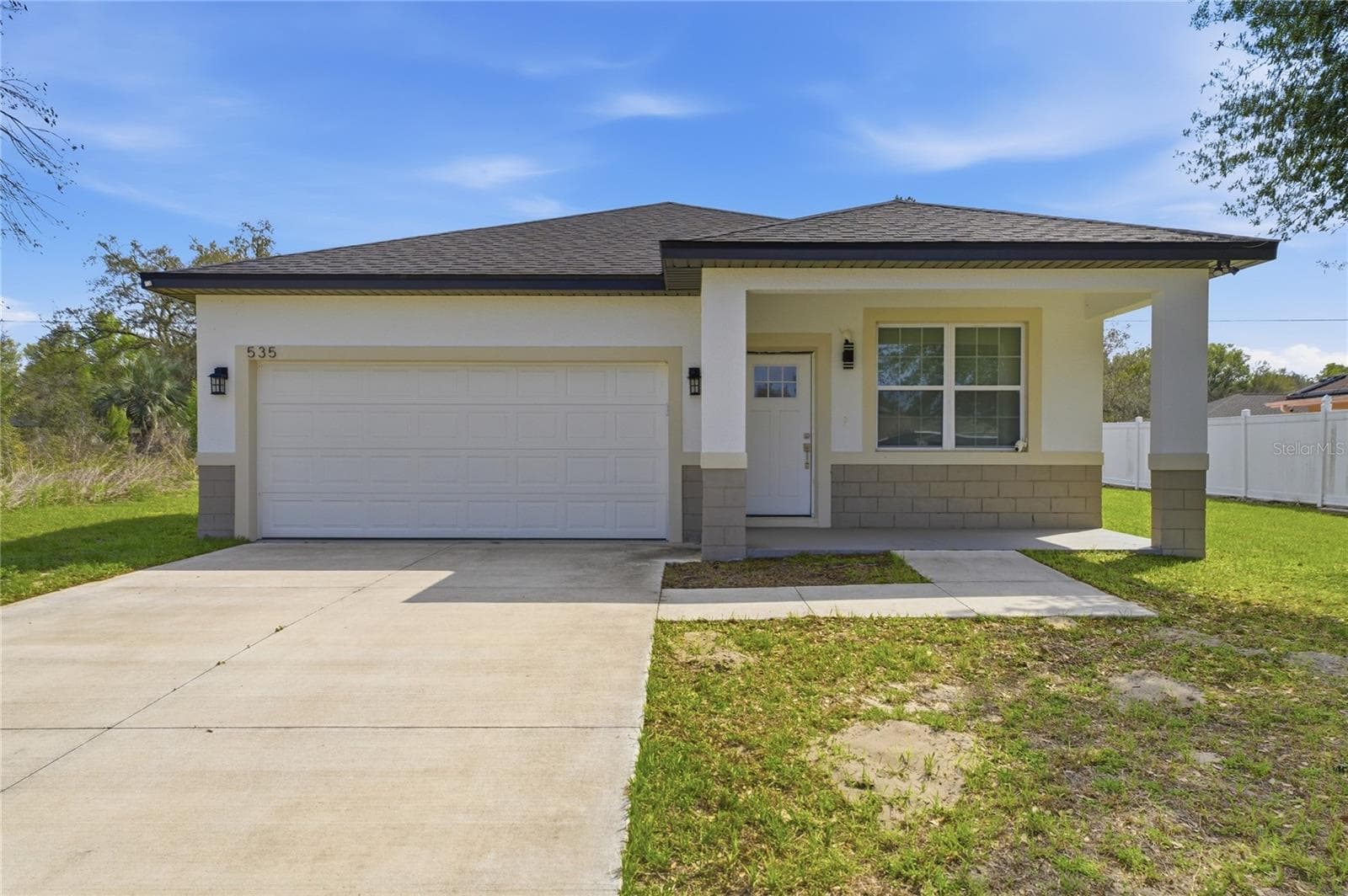 Single Family Residence at 535 MARION OAKS LN, OCALA, photo 4 of 38