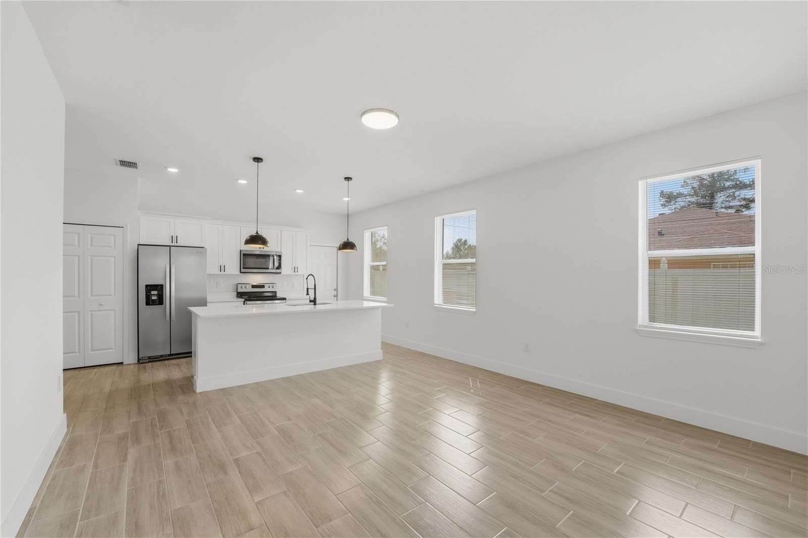 Single Family Residence at 535 MARION OAKS LN, OCALA, photo 24 of 38