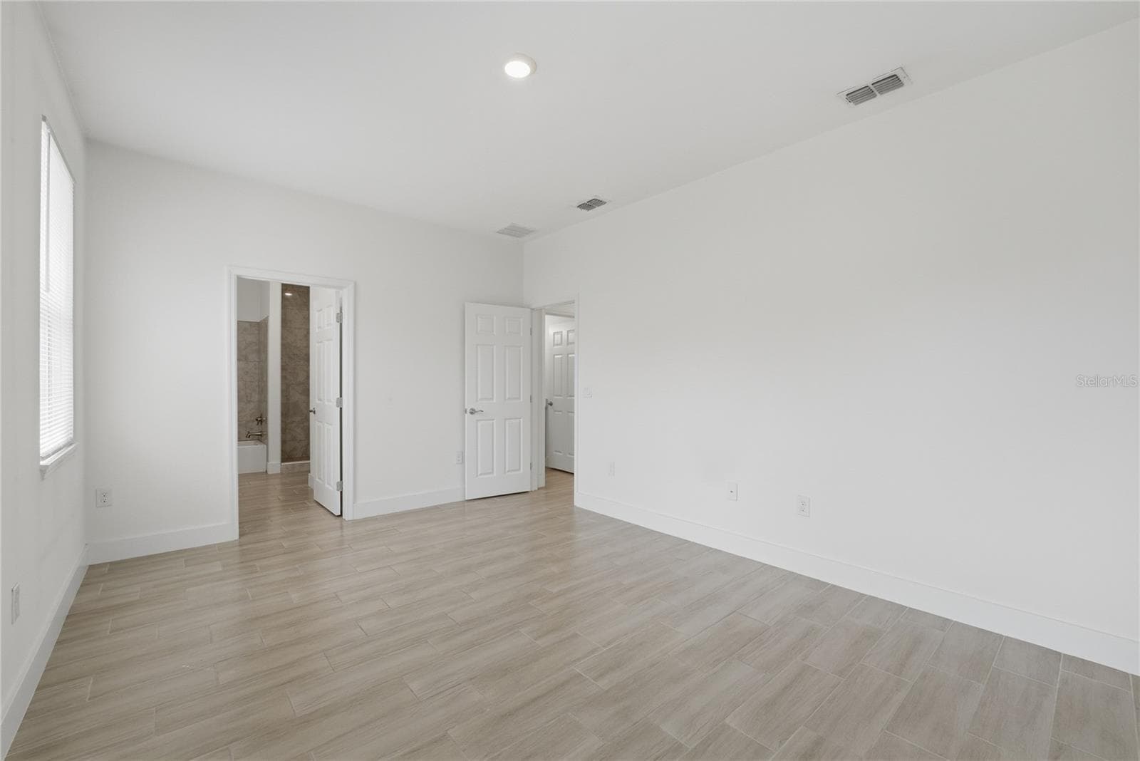 Single Family Residence at 535 MARION OAKS LN, OCALA, photo 29 of 38