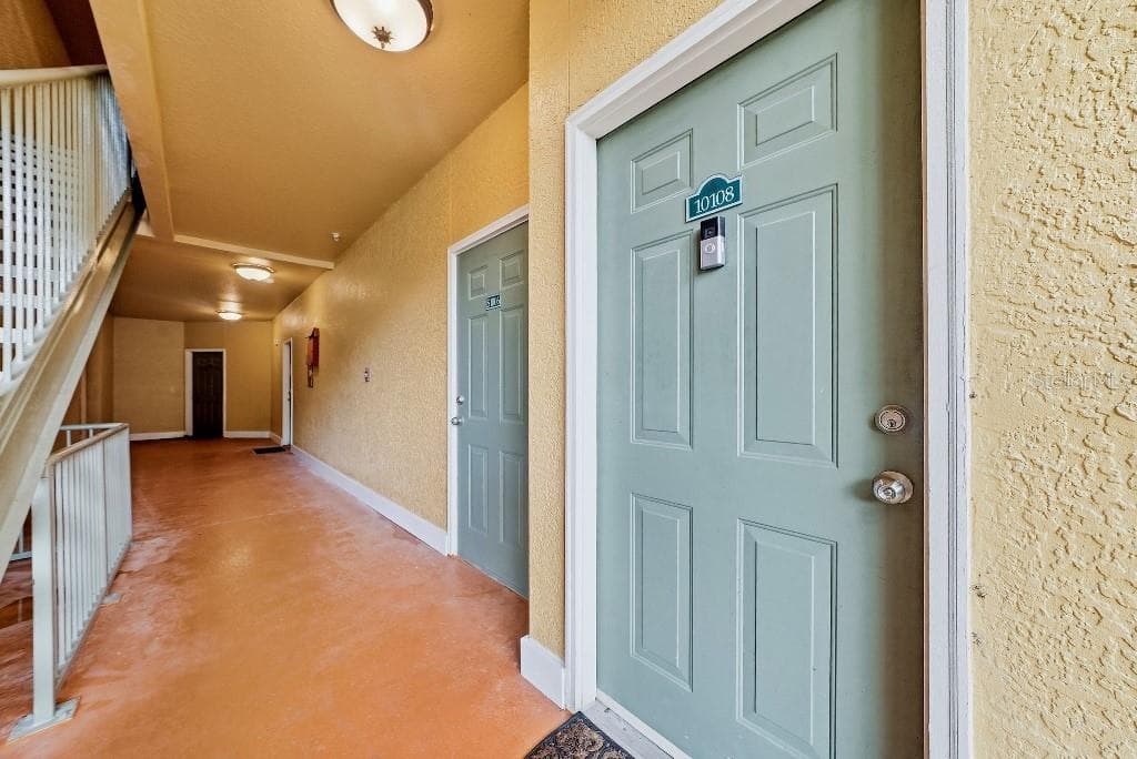 Condominium at 4207 S DALE MABRY HWY #10108, TAMPA, photo 14 of 17