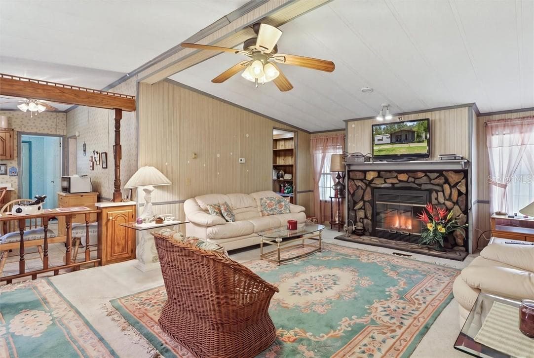 Residential at 6834 W Sunnycrest LN, HOMOSASSA FL 34448, photo 7 of 41