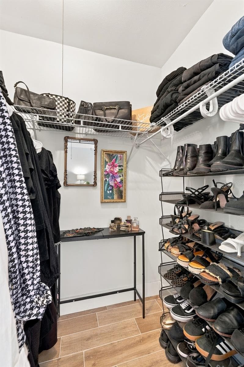 Walk-in Closet - 4318 HELENA ST NE, ST PETERSBURG