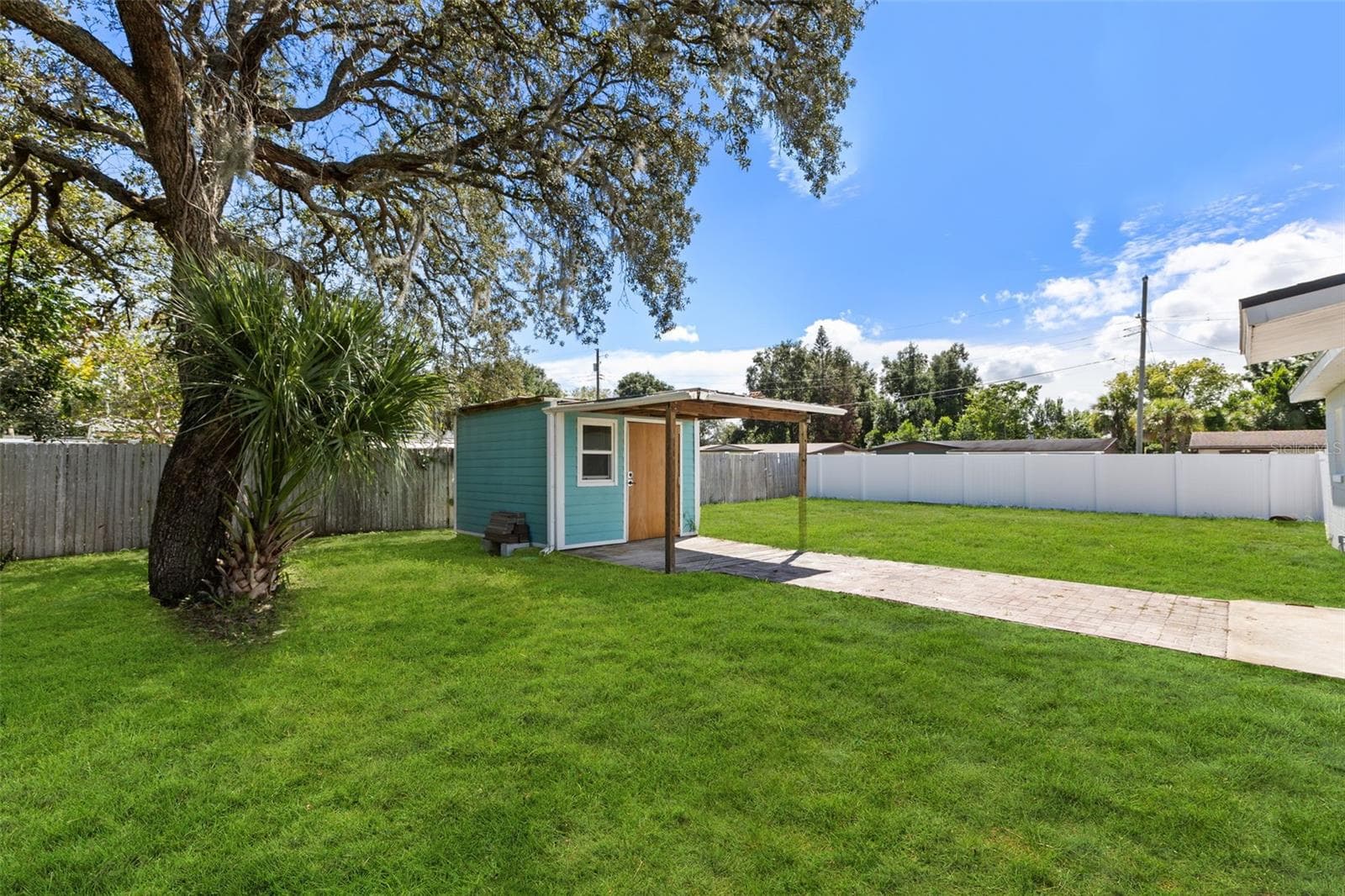 Functional shed in backyard - 601 RIDGEFIELD AVE, OCOEE