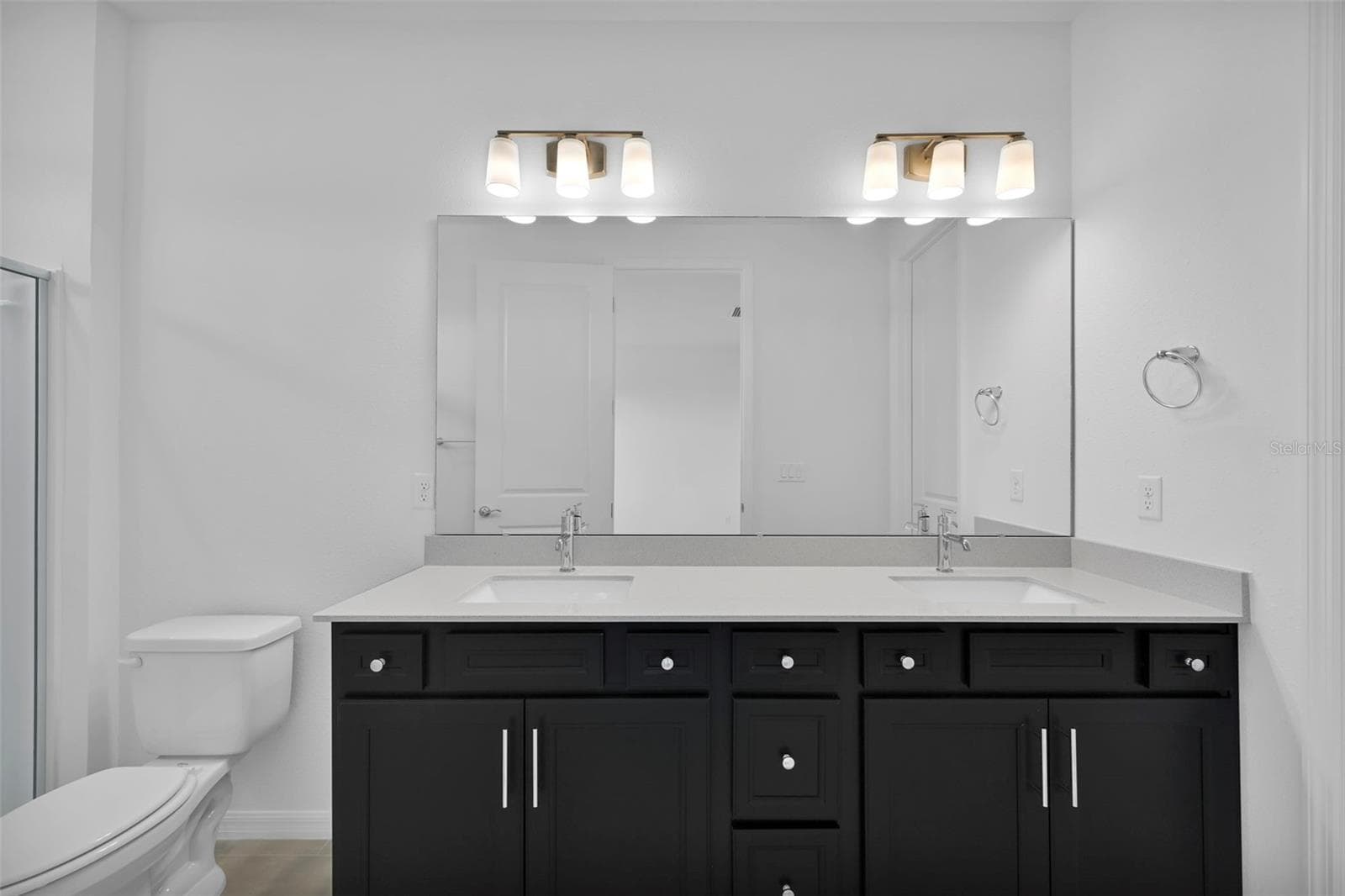 Inventory Home Pictured - 323 FISHTAIL PL, PALM COAST