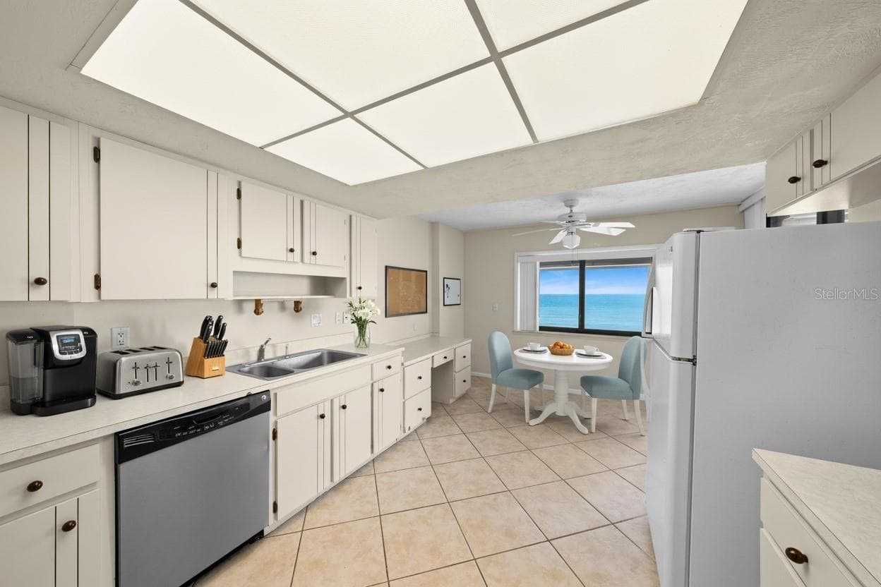 Condominium at 3003 S ATLANTIC AVE #6B4, DAYTONA BEACH SHORES, photo 12 of 34