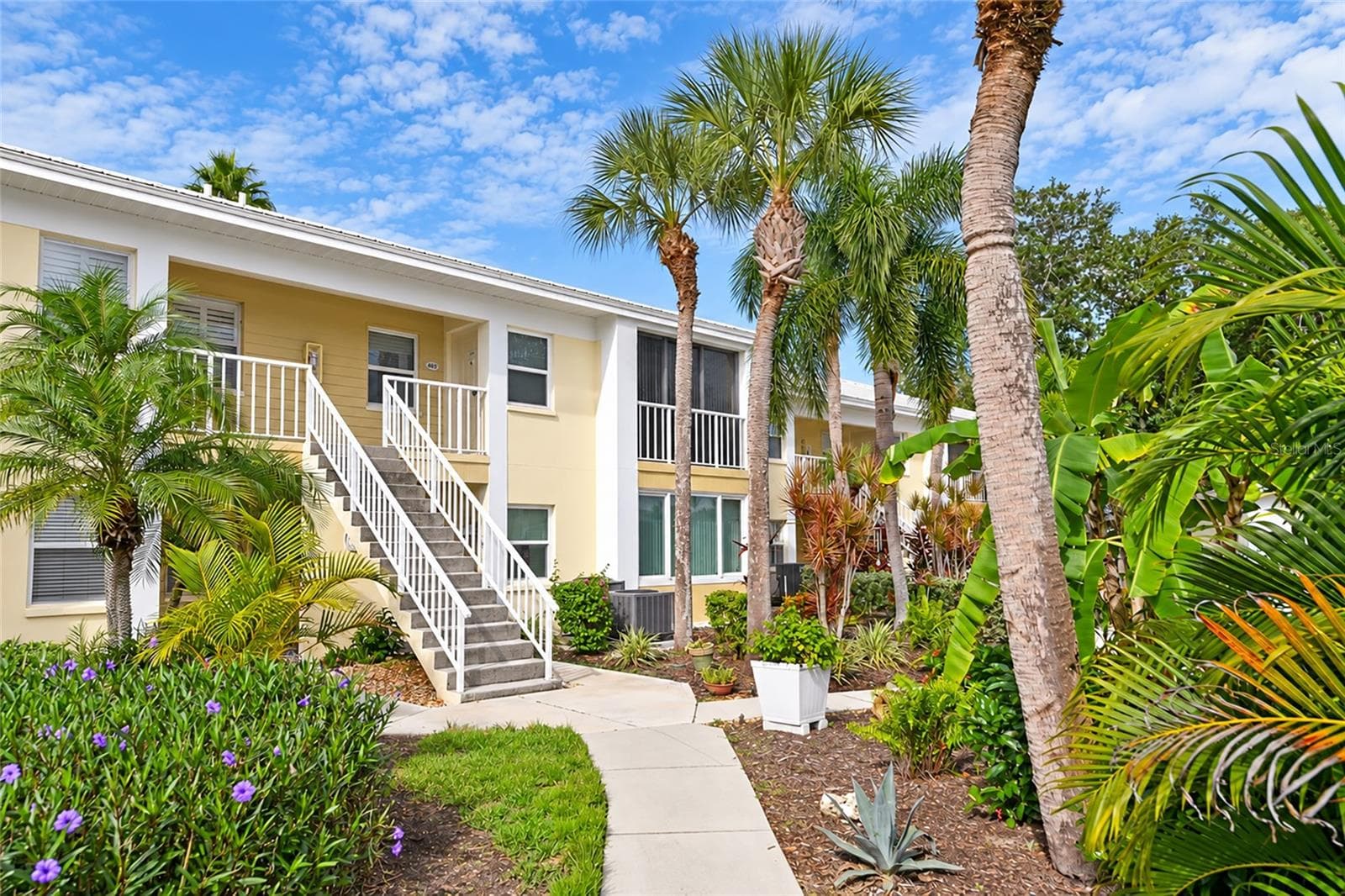 Condominium at 421 CERROMAR TER #469, VENICE, photo 3 of 44
