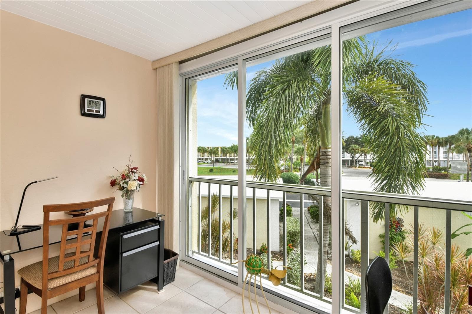 Condominium at 421 CERROMAR TER #469, VENICE, photo 23 of 44