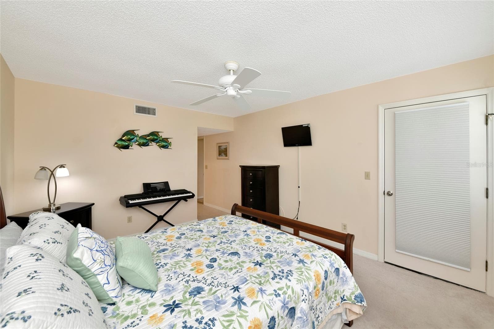 Condominium at 421 CERROMAR TER #469, VENICE, photo 32 of 44